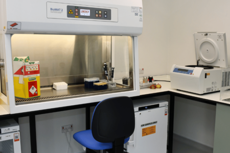 A sample processing lab in the VPD-HLRI-CRF
